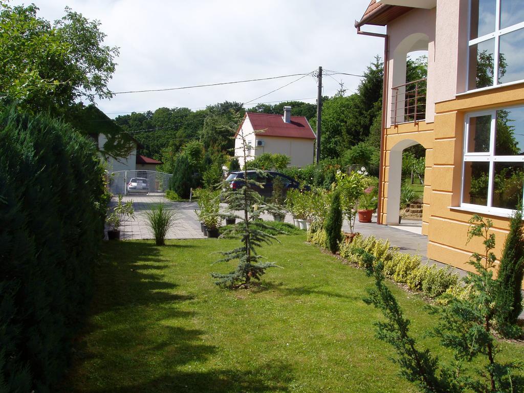Katalin Apartmanhaz Zalakaros Buitenkant foto