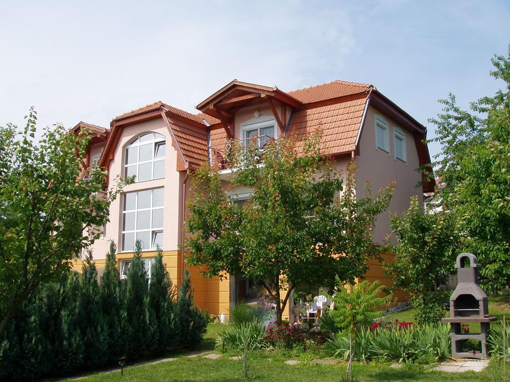Katalin Apartmanhaz Zalakaros Buitenkant foto