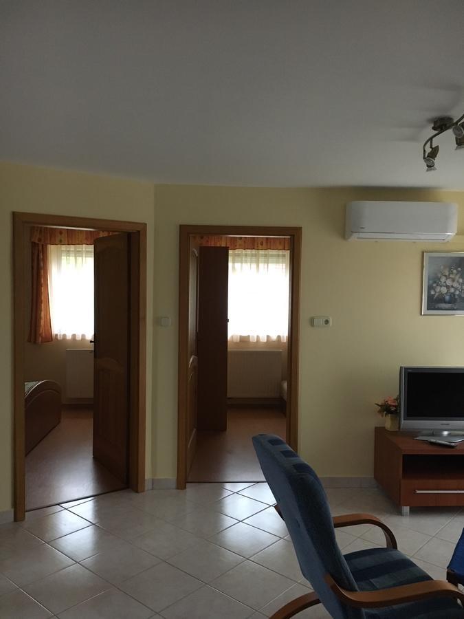 Katalin Apartmanhaz Zalakaros Buitenkant foto